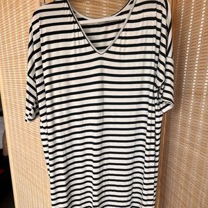 CJLA Striped MIDI Dress - large - black and white